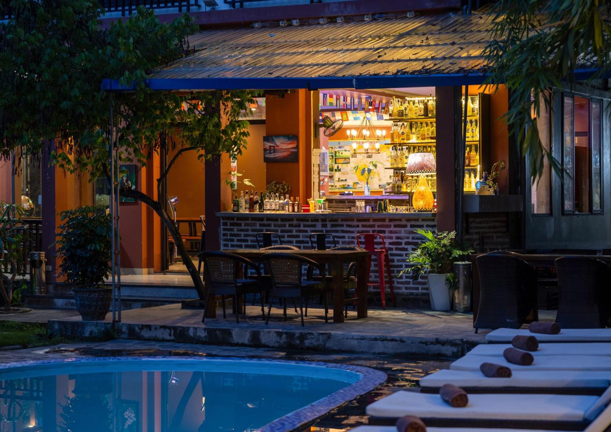Catba Backpackers Hostel & Pool Bar Chan Chau Exteriér fotografie