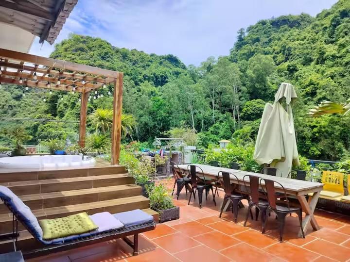 Catba Backpackers Hostel & Pool Bar Chan Chau Pokoj fotografie